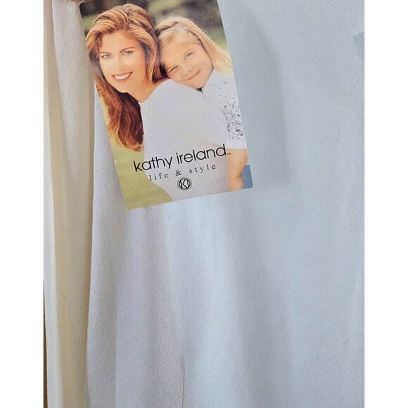 Vintage Kathy Ireland Womens Silk Blouse Long Sleeve Ivory sheerOffice attire - Picture 3 of 8